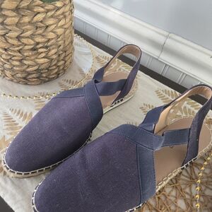 Lucky Brand Navy Flats